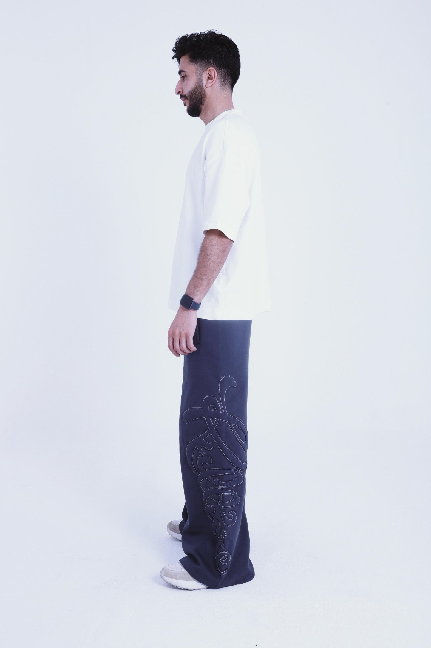 Signature Kulture in Metallic Grey