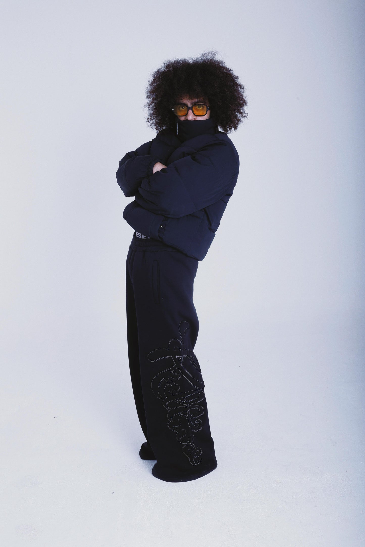 Signature Kulture in Black